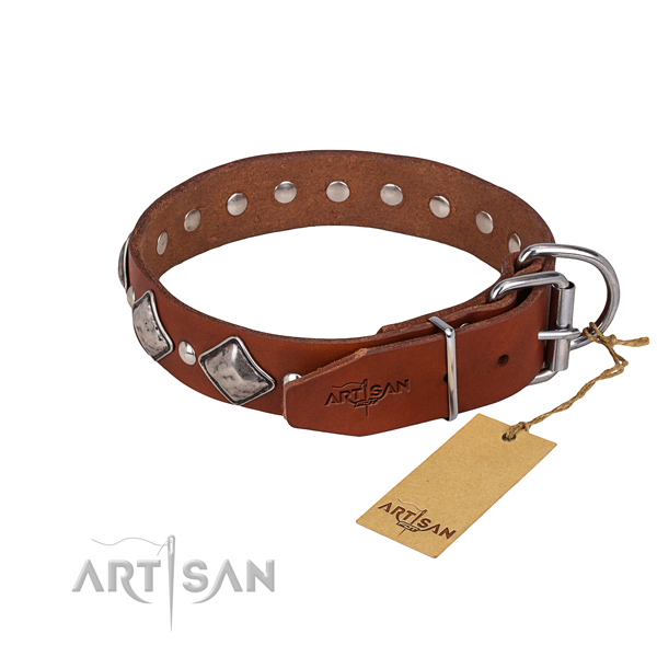 Natural leather dog collar with smooth finish