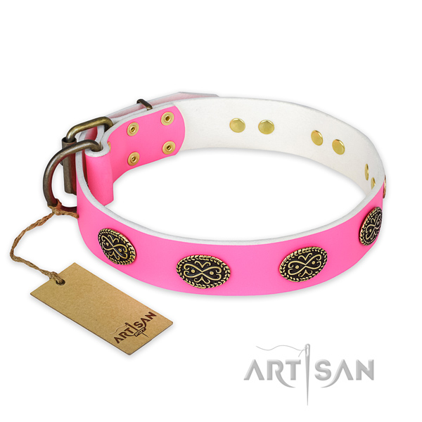 Impressive genuine leather dog collar for handy use