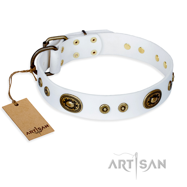 Full grain genuine leather dog collar made of flexible material with reliable buckle
