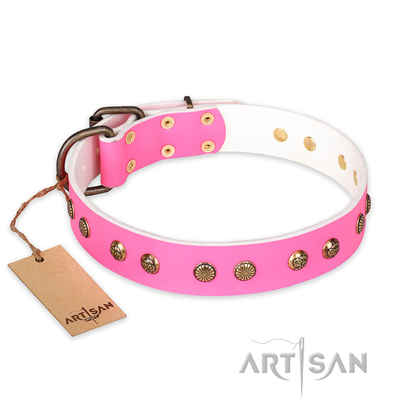 Easy wearing leather dog collar with corrosion resistant D-ring