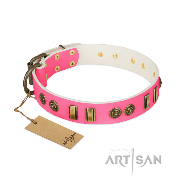 Comfortable genuine leather collar for your pet