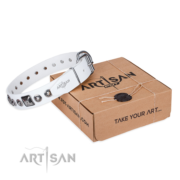 Best quality genuine leather dog collar made for comfy wearing