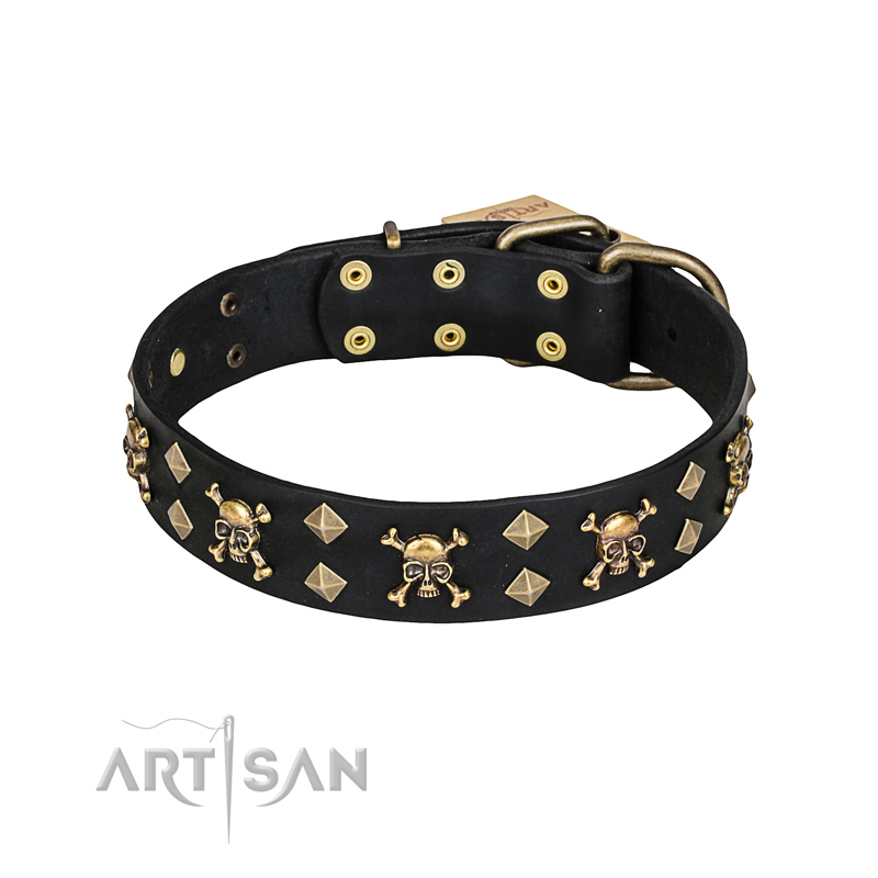 'Jolly Rojer' FDT Artisan Bull Terrier Leather Dog Collar with Pirate Skulls and Studs - 1 1/2 inch (40 mm) wide - Click Image to Close